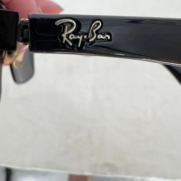 Vintage RAY BAN Black Sunglasses RB3529 Discontinued Wearable With Issues *Read* - Picture 7 of 10